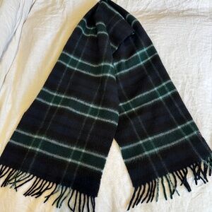 BURBERRY SCARF 100% AUTHENTIC